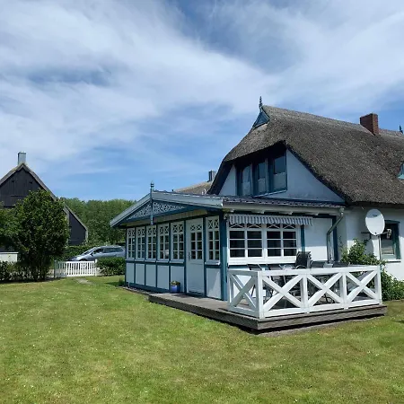 Becker - Unten Mit Grosser Darssveranda * Prerow