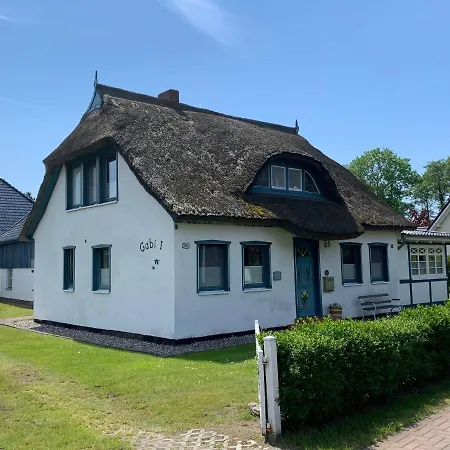 Becker - Unten Mit Grosser Darssveranda Apartment Prerow
